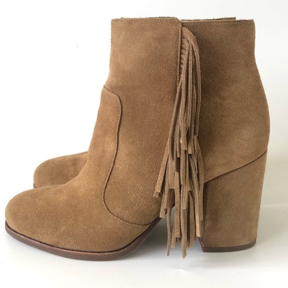 Via Spiga Niurka Suede Fringe Heeled Booties Natural Camel 10‎